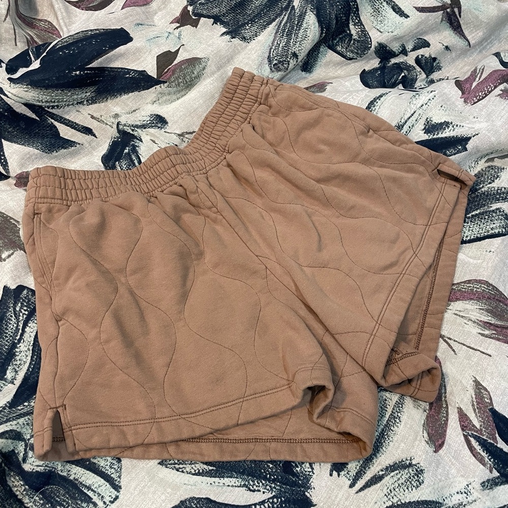 Abercrombie athletic shorts, size L, brown